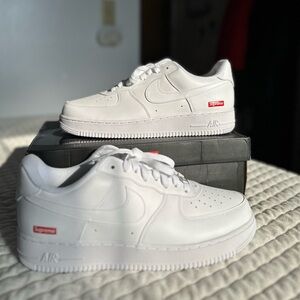 SUPREME AF1